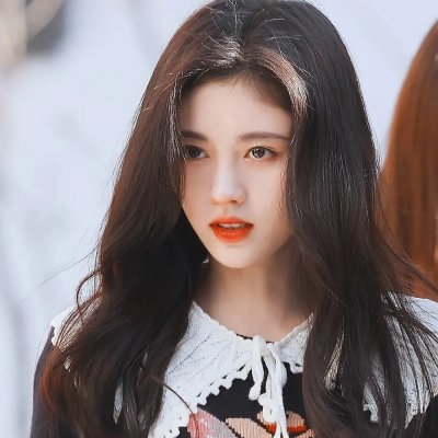 阿卡丁先生